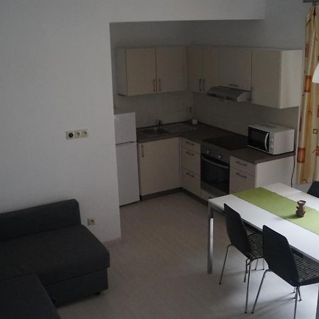 Penzion Jolla Cerveny Klastor Room photo